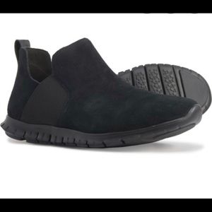 Zero Grand black suede slip on sz 5